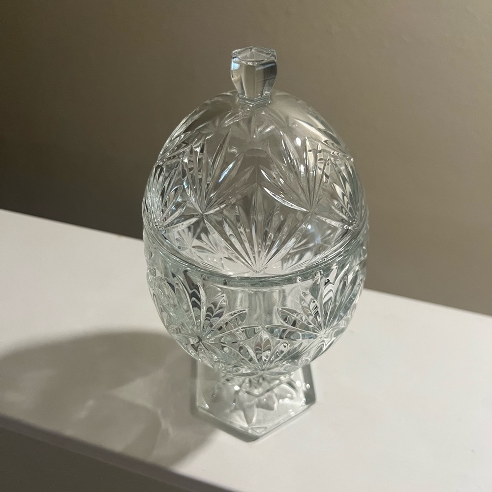 Vintage Cristal d'Arques Durand Luminarc glass egg shaped pedestal candy dish